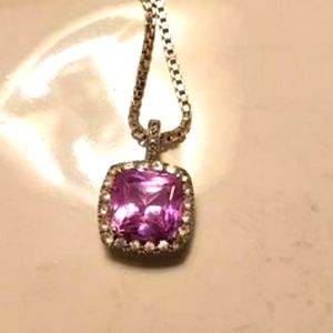 Pink sapphire pendant